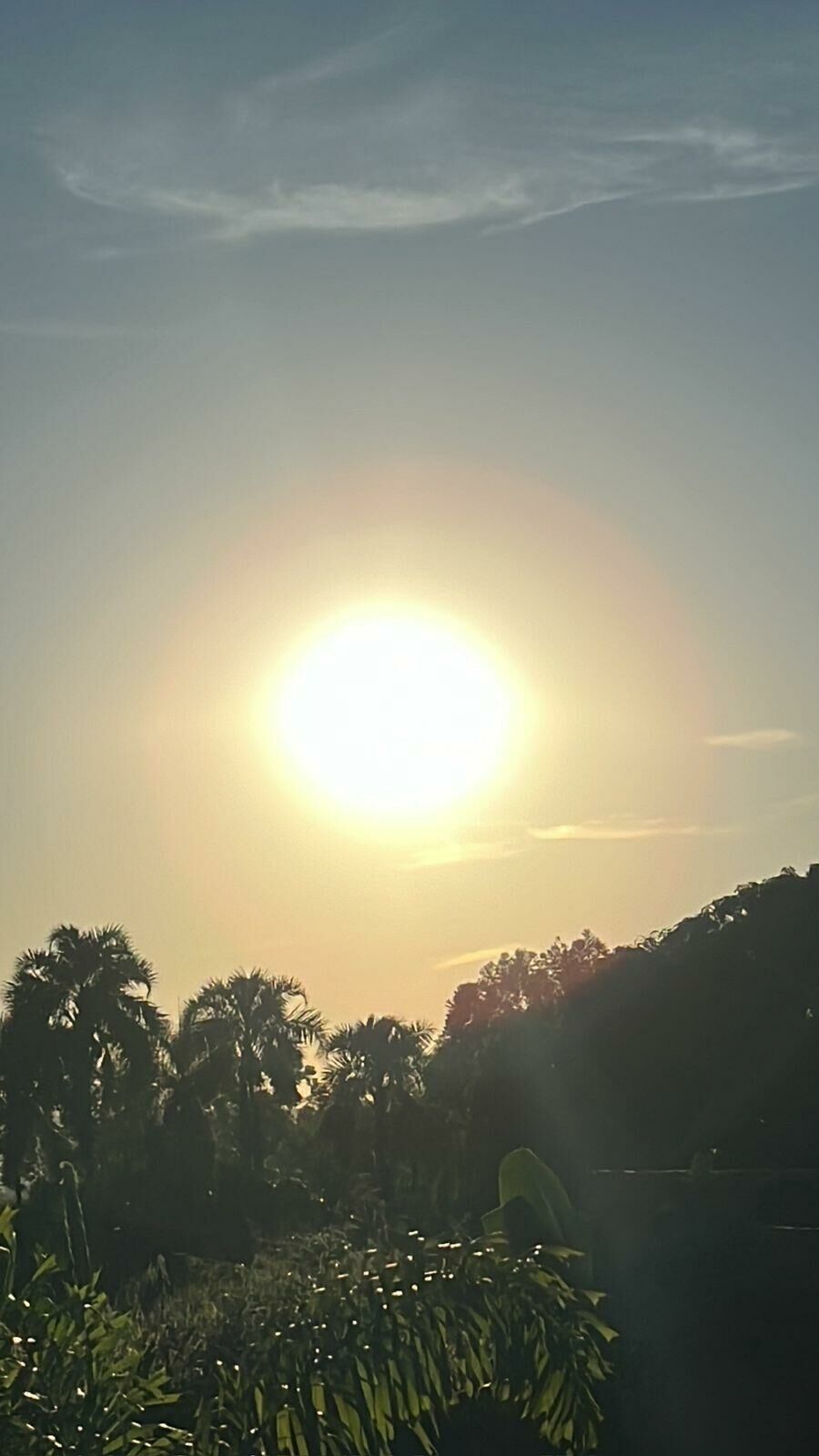 Imagem sol forte em costa rica